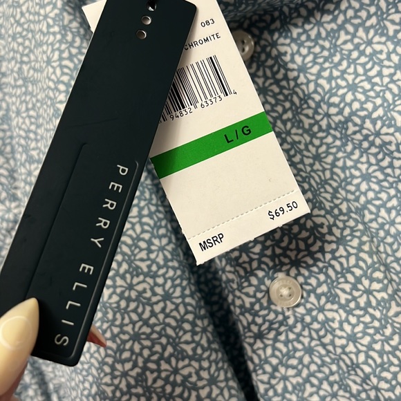 NWT Perry Ellis slim for long sleeve button up - Picture 4 of 6